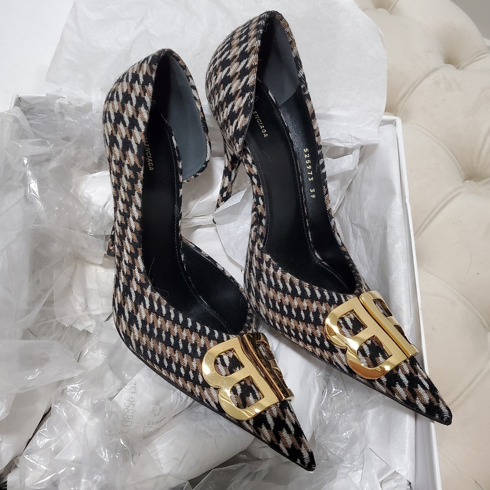 Balenciaga Prince of Wales Houndstooth Camel/Black Tweed Pointed Pumps EU39